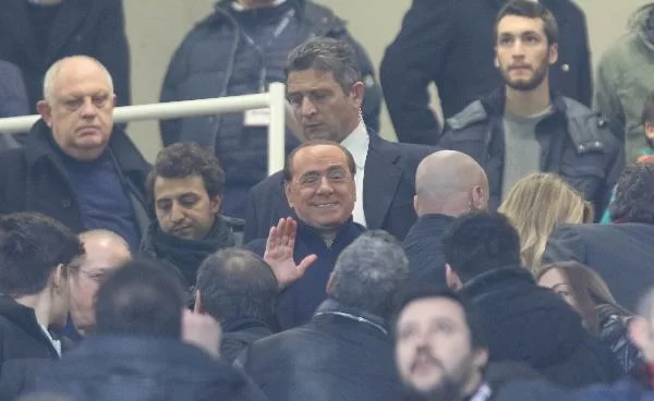 Berlusconi a <i>TL</i>: “Il Milan parte della mia vita più bella. Sento il bisogno di allargare la base capitale. Balotelli? Un po’ strano, lo voleva <i>Miha</i>. Che resta se…”