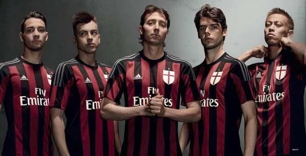 Azionisti del Milan insorgono: “Ritirate subito quel numero! È un sacrilegio vederlo addosso a certi giocatori!