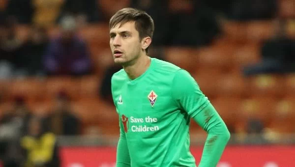 VIDEO – Tatarusanu è arrivato alla Clinica “La Madonnina”: visite mediche in corso