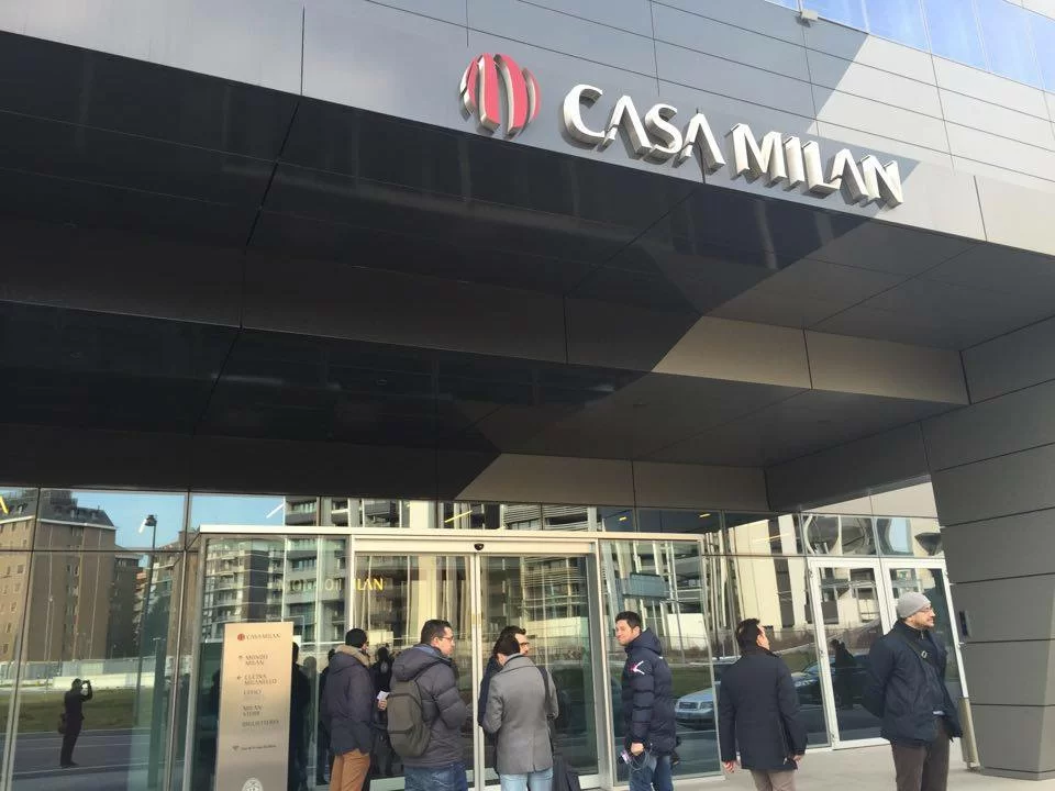 Casa Milan, Galliani vede il dg della Dinamo Kiev. UPDATE/ Niente mercato, solo una visita di cortesia
