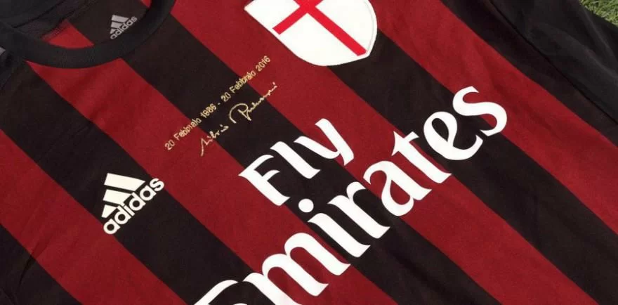 Milan-Torino: stasera i rossoneri in campo con una maglia speciale