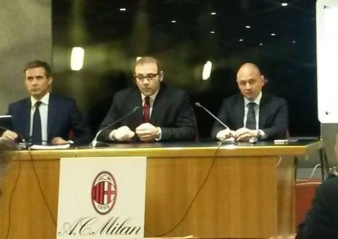 SM FOTO/ Prima Squadra e giovani a lezione anti-frodi