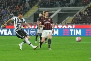 Milan-Juve Mandzukic SM