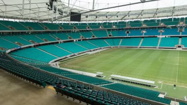 CLAMOROSO – Sanzioni per i club con stadi semivuoti: i dettagli