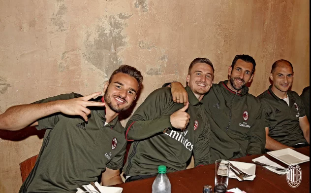 PHOTOGALLERY/ Milan, relax e pizza a Chicago