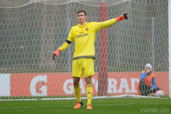 UFFICIALE/ Livieri a titolo definitivo alla Feralpisalò