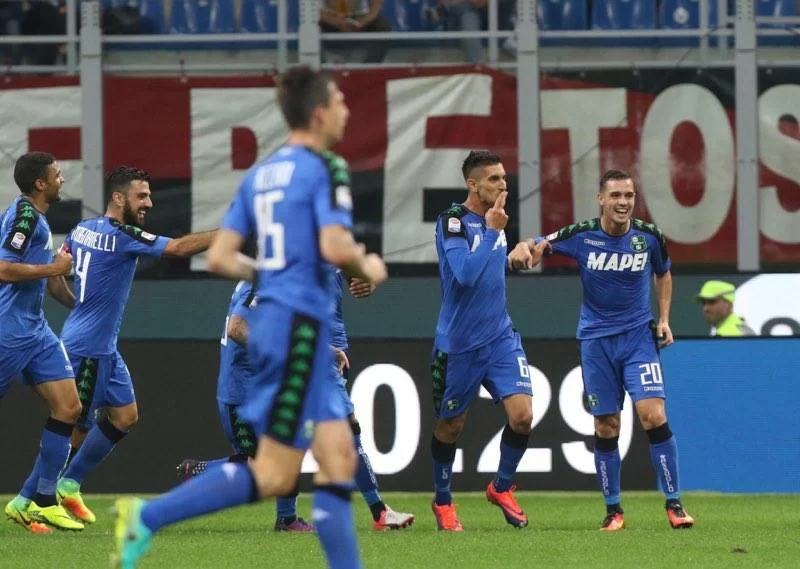 Serie A, l’Inter perde anche col Sassuolo. Mercoledì il derby di Coppa Italia