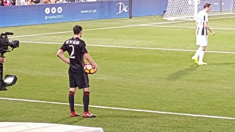 Fuori De Sciglio al 73′ per un problema alla caviglia destra. Dentro Vangioni