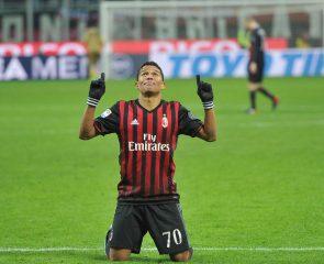 Bacca gol Cagliari