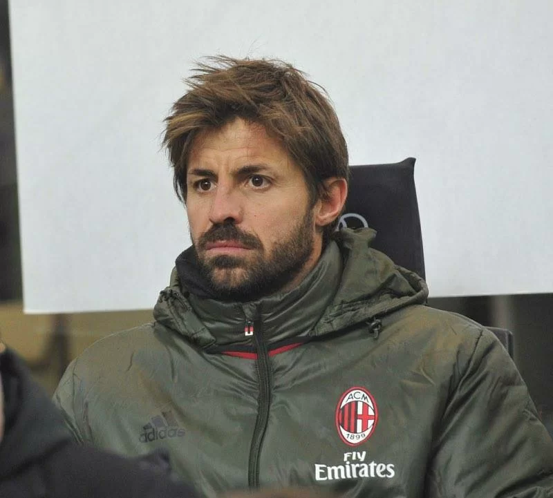 Storari a Sky: “Spero che Donnarumma continui a giocare in Italia. Closing? Difficile sapere come sarà il Milan”