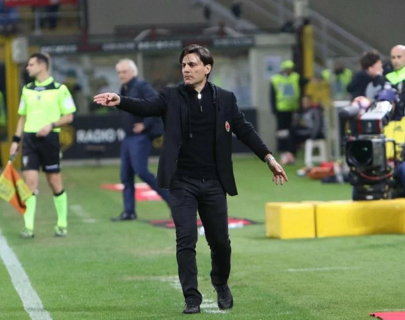 CorSport, Montella: “Cerchiamo nuovi equilibri, obiettivo Europa League. Attacco sterile? Tutta colpa mia. La nuova proprietà mi ispira fiducia”