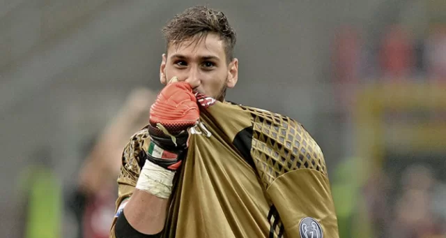 UFFICIALE/ Gigio Donnarumma ha rinnovato col Milan: contratto fino al 2021