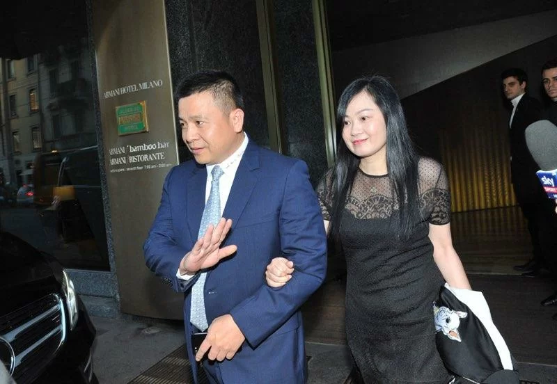 Sole24Ore, Milan: Yonghong Li proroga i debiti a Hong Kong a interessi del 24% e si fa garantire dalla moglie