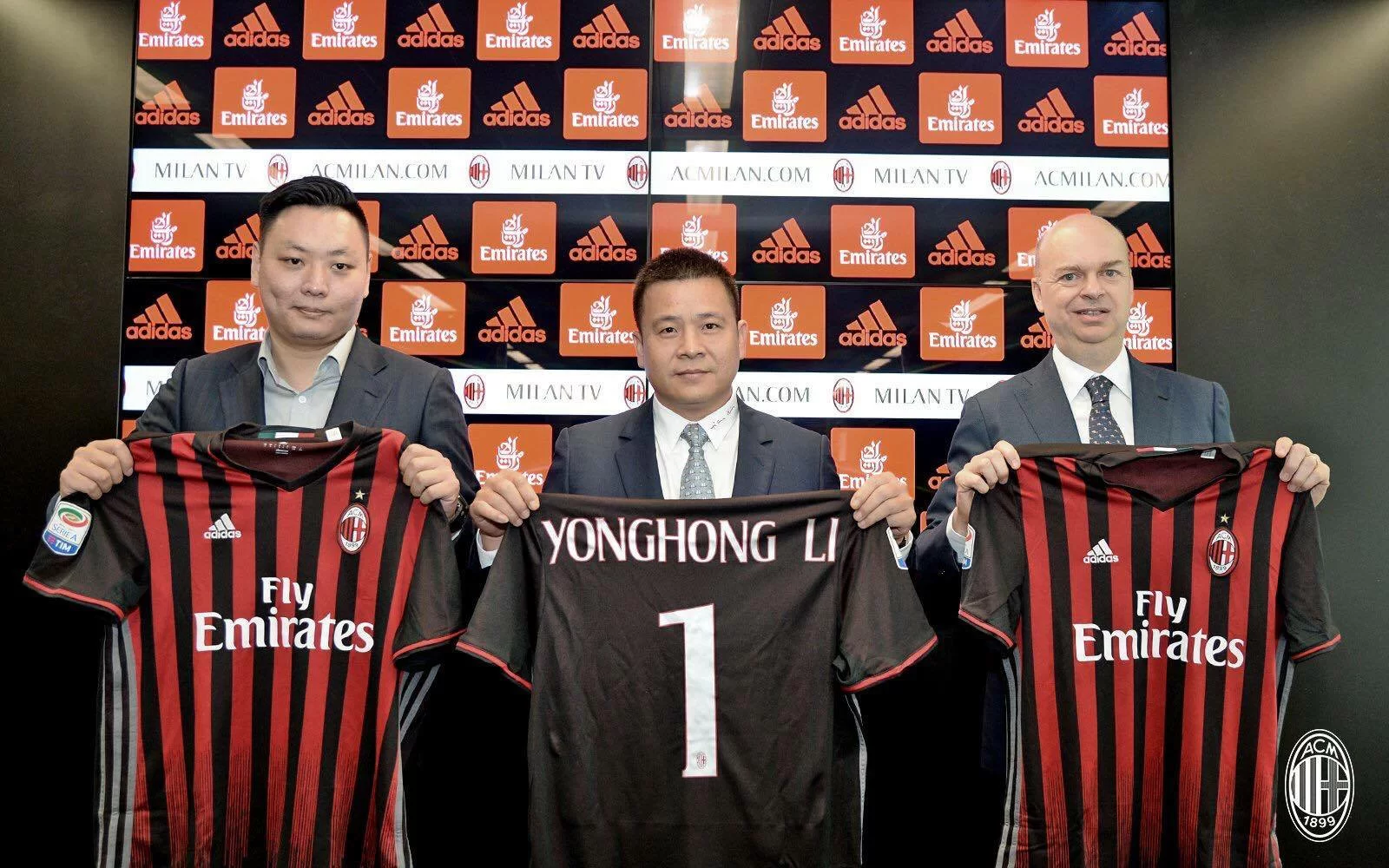 SM VIDEO/ Yonghong Li esclama: “Forza Milan!”