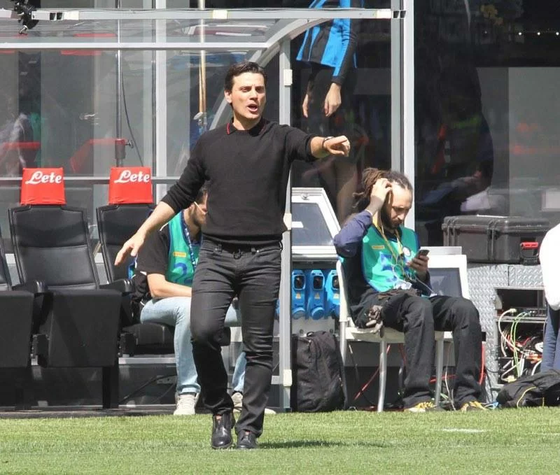 SM/ A casa Milan è iniziato l’incontro tra Montella, Fassone e Mirabelli