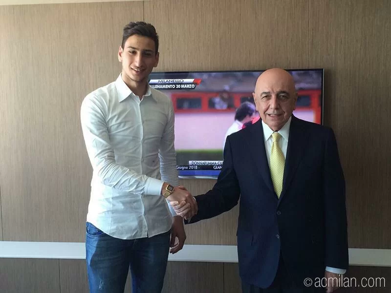 Se Donnarumma è Giuda, allora Galliani e Berlusconi si sono comportati come Ponzio Pilato. Ed ora occhio alla “cacciata del venditore dal Tempio”