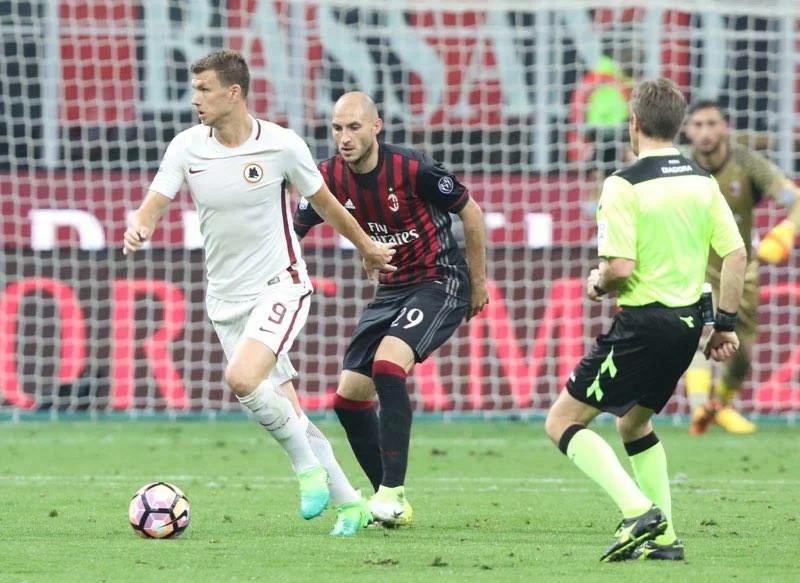 Tuttosport, Paletta libero dal Milan. Il suo agente sta trattando col Torino, ma non solo