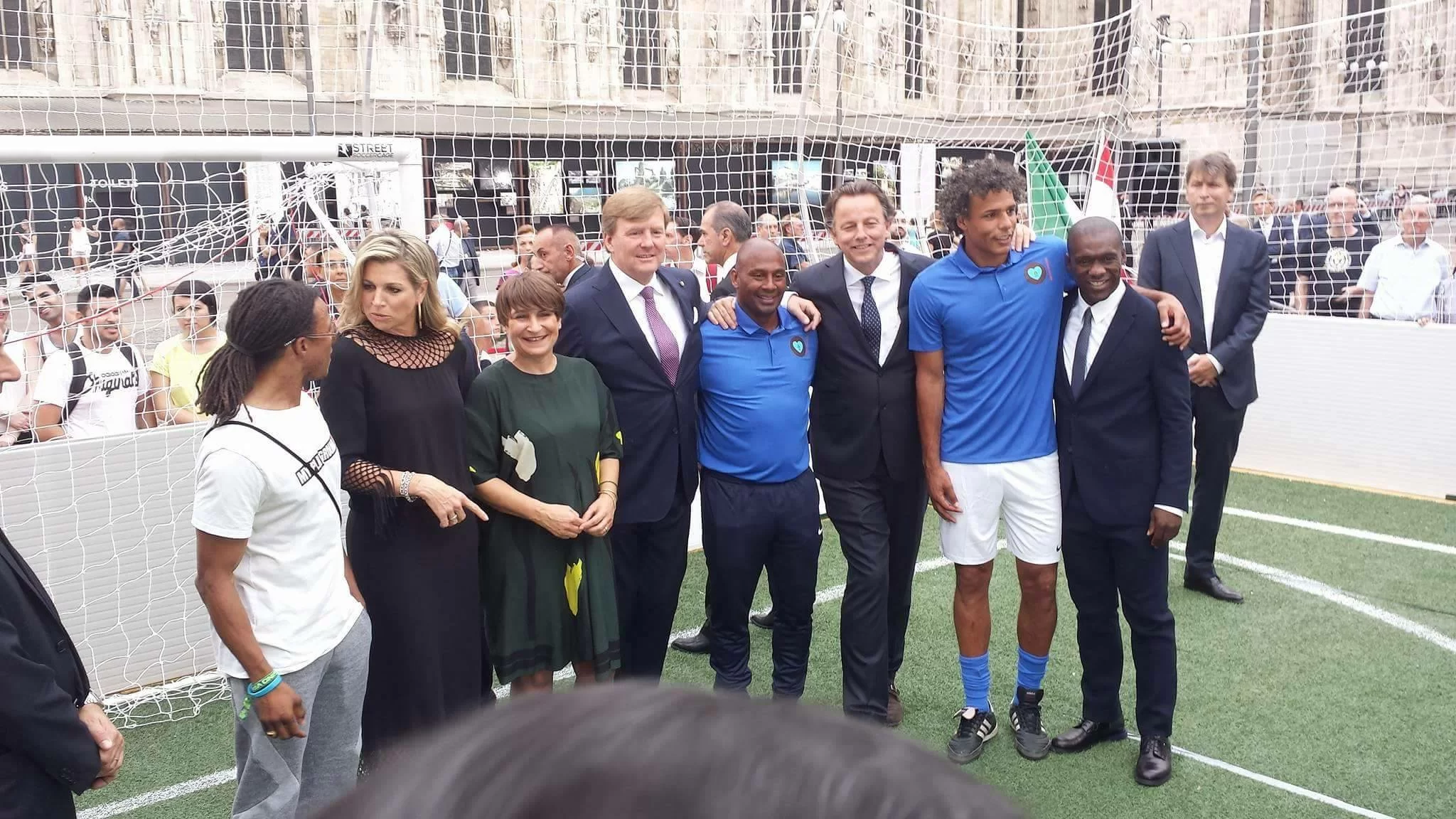 Seedorf a SM: “Donnarumma? Prima di lasciare il Milan ci devi pensare molto. Spero farà altri 4 o 5 anni qui”