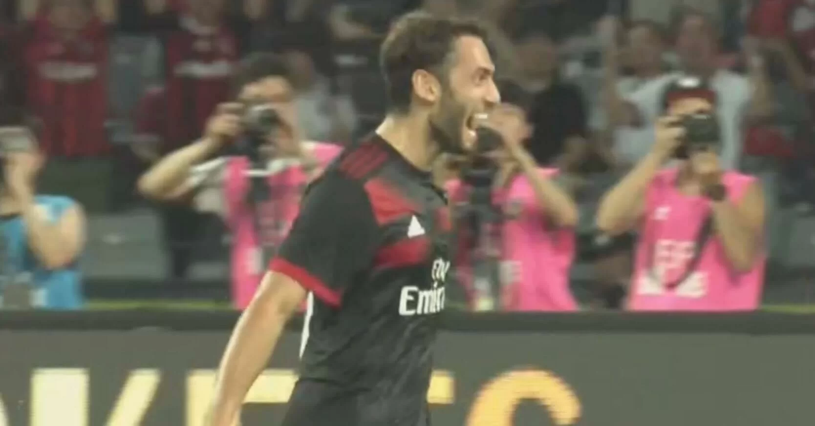Grinta e qualità: la partita di Calhanoglu ai raggi X