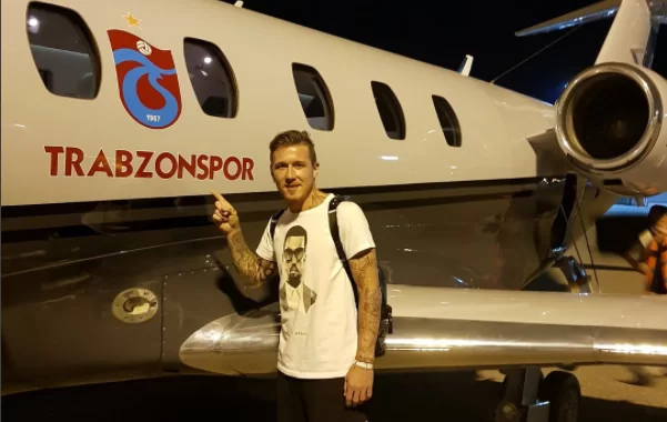 Kucka: “Congratulazioni e buona fortuna al Milan per il ritorno in Europa”