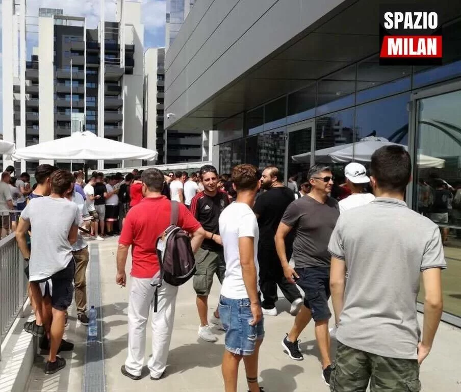 Coppa Italia, verso Milan-Inter: iniziata la vendita libera dei biglietti