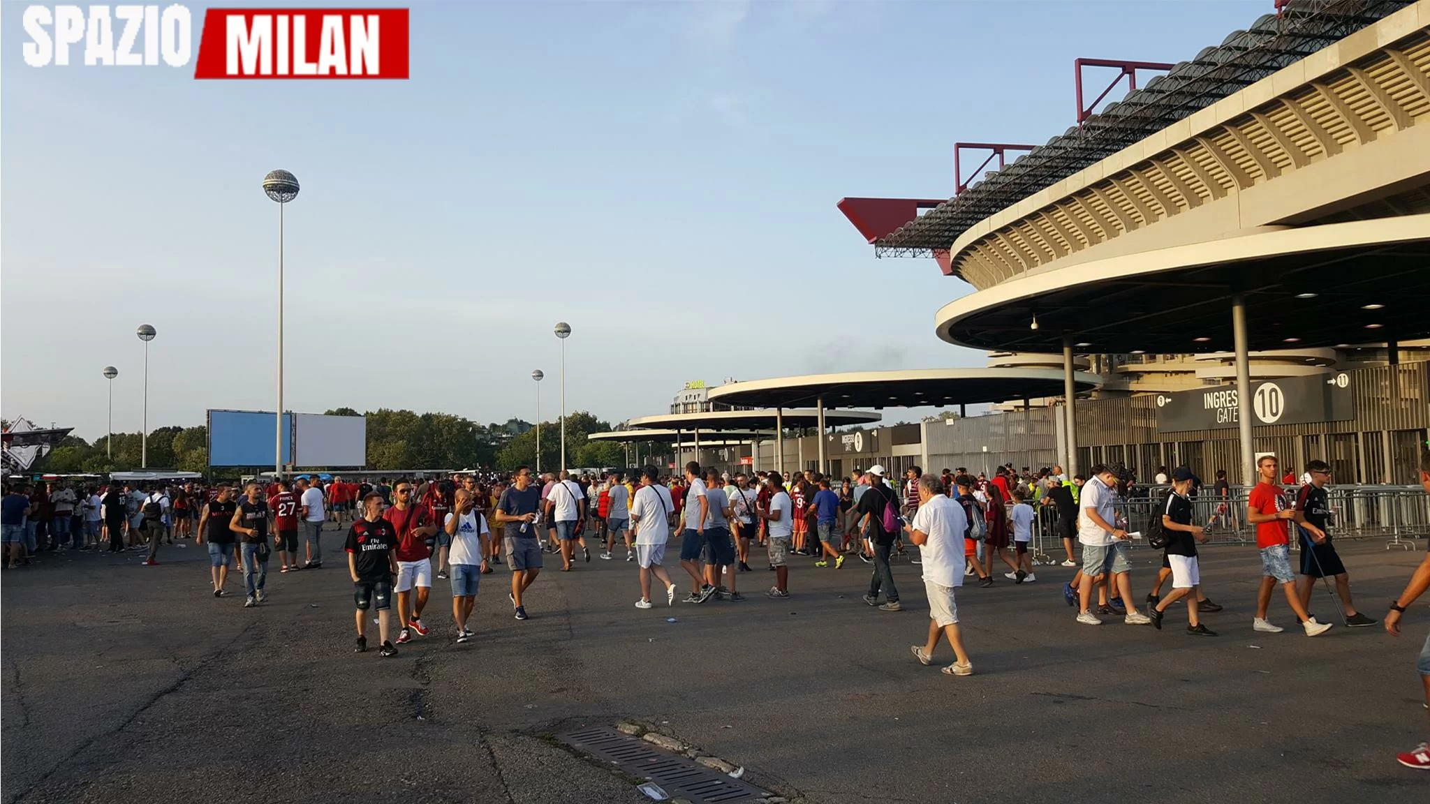 Accadde oggi: 23 anni fa i rossoneri nel tempio inglese dell’Arsenal in Supercoppa Europea