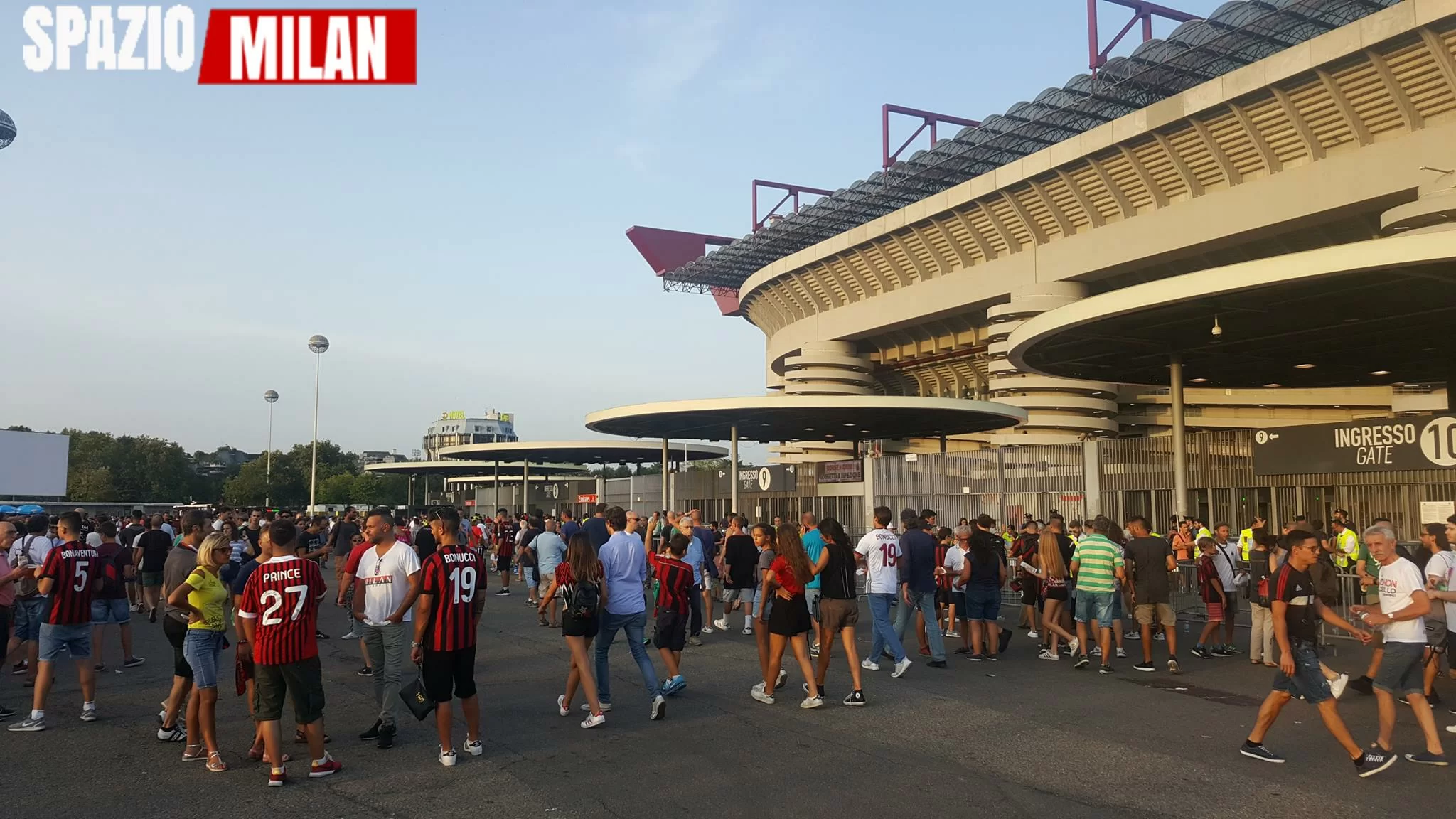 Il Meazza è già sold out per il derby di Ottobre, entusiasmo alle stelle e ricavi record per Milan ed Inter