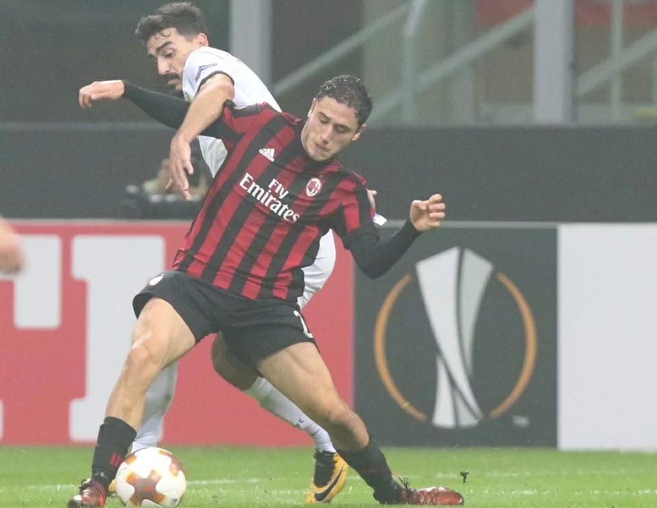 Verona-Milan, la formazione ufficiale dei rossoneri: Calabria titolare sulla destra, Borini nel tridente