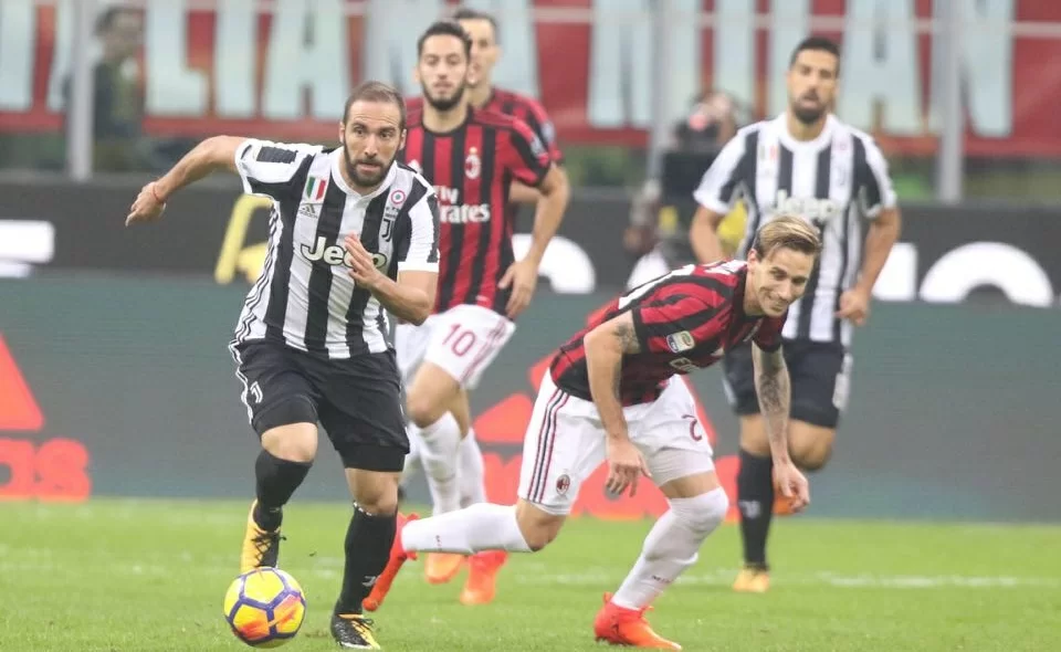 SM LIVE • Conclusa la maxi-operazione tra Milan e Juventus. Higuain: “Sono felice”