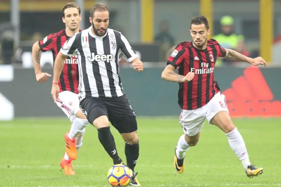 RASSEGNA STAMPA • Tempo di Juve-Milan: Bonucci torna a Torino. Cutrone e Calha si confessano
