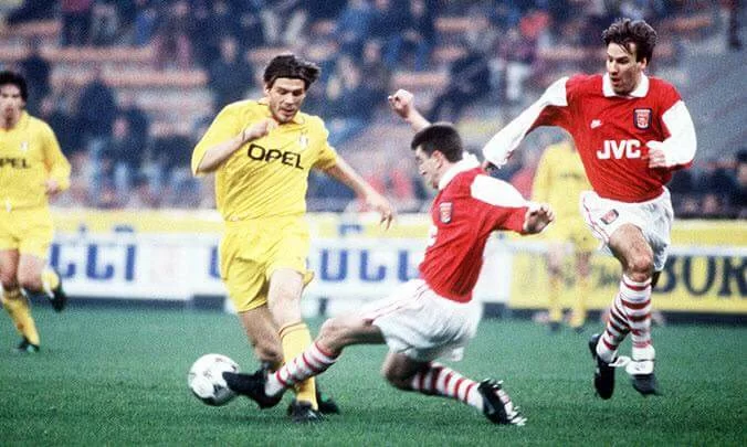 Uniti per la maglia: Milan e giallo un binomio vincente dal 1994