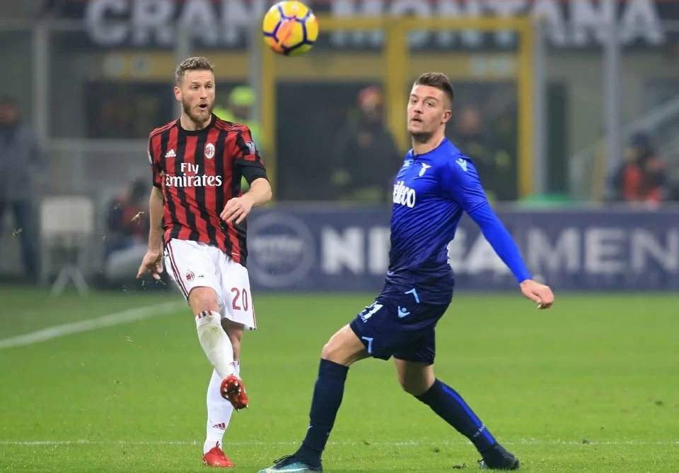 Tuttosport: con l’arrivo di Strinic, Abate e Antonelli rischiano la cessione