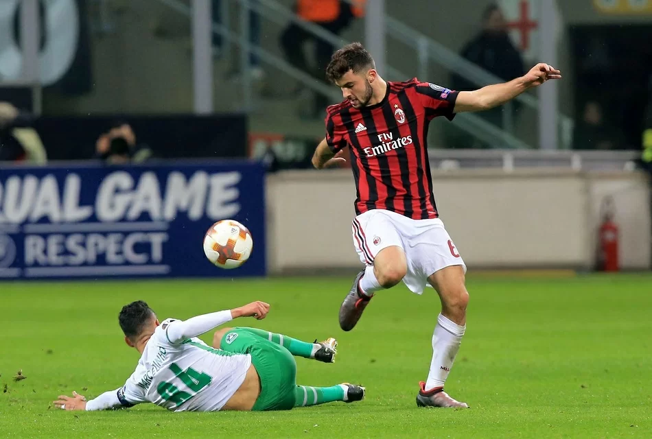 Roma-Milan: Calabria e Ricardo Rodríguez gli esterni bassi, Cutrone in vantaggio su Kalinic