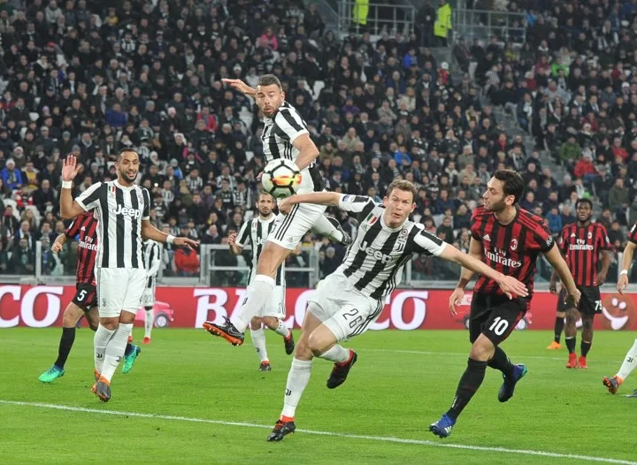 Pasqua amara: noi i Douglas Costa e i Cuadrado non li abbiamo. Ora il derby-spartiacque