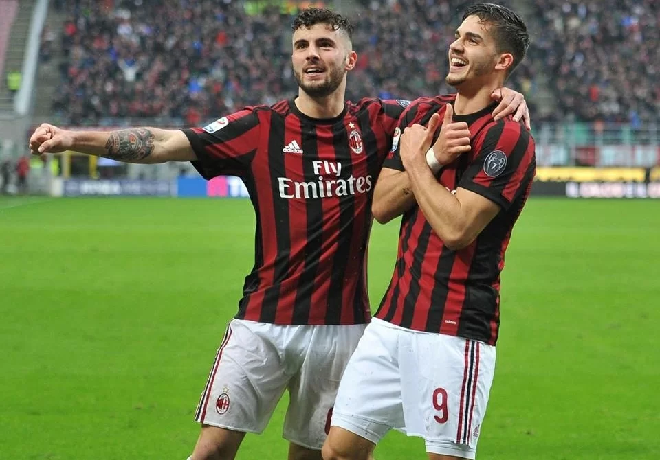 News Milan – André Silva in uscita, il Club attende segnali da Mendes