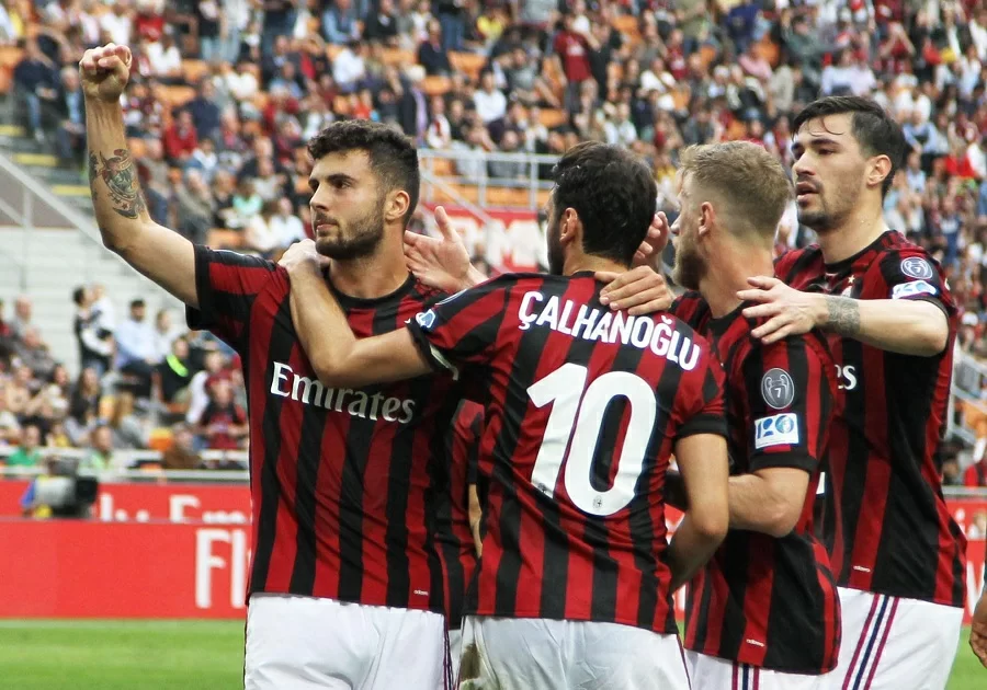 RASSEGNA STAMPA • Gattuso chiede la gara perfetta con la Juve. Cutrone avanti e Mattarella “sdogana” Li