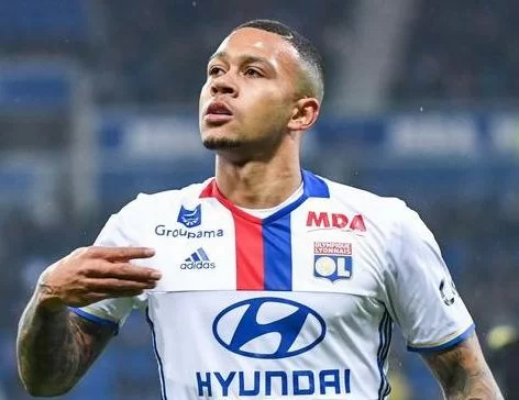 TMW – Milan, interessa Depay: il giocatore è in scadenza il prossimo anno