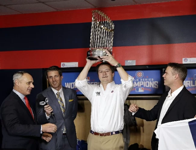 Ricketts allo scoperto: “Interessati al Milan, investimenti a lungo termine”. Il comunicato