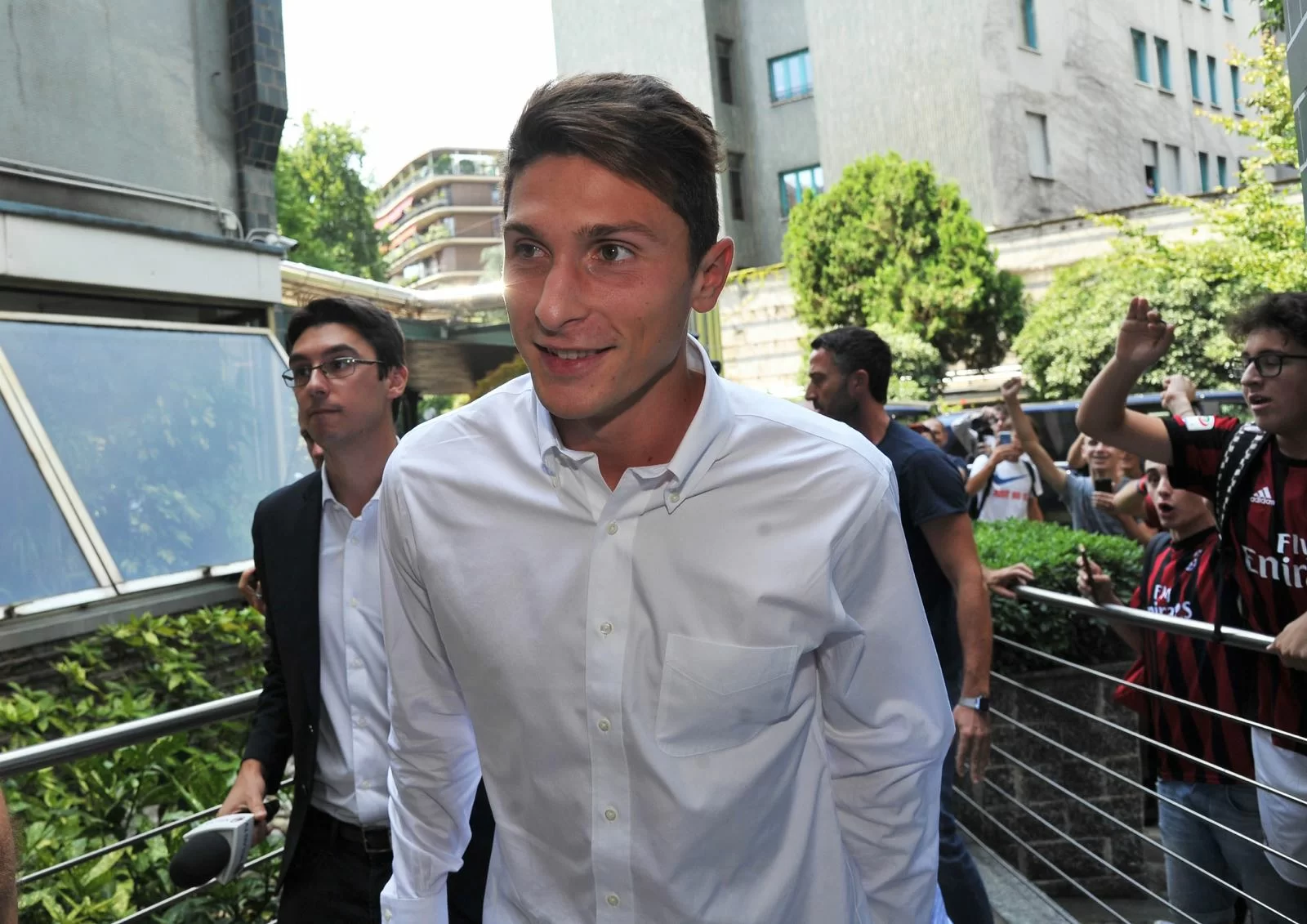 Milan-Caldara: le grandi aspettative nei suoi confronti lo hanno portato nell’anonimato più assoluto