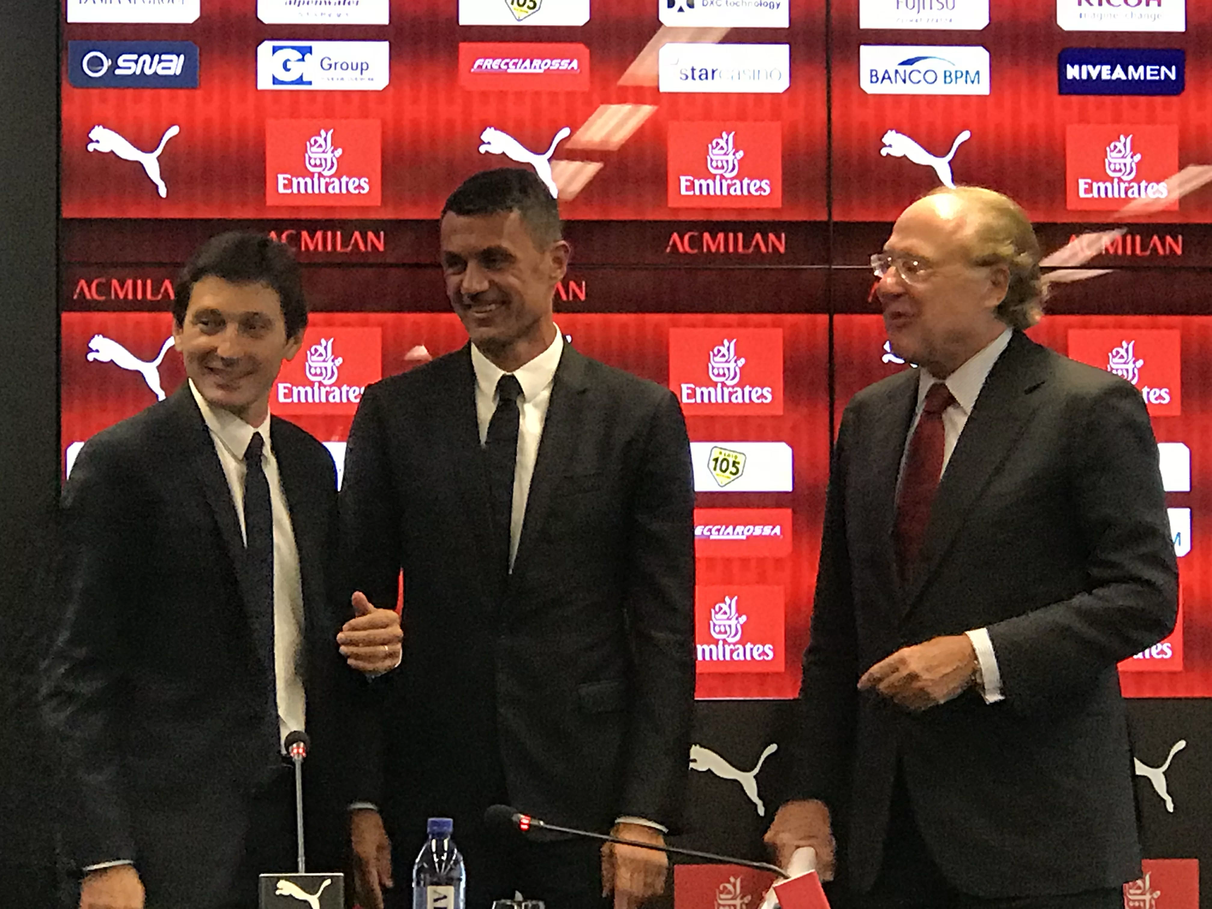 In giacca e cravatta come in campo: l’intesa tra Leo e Maldini va a mille