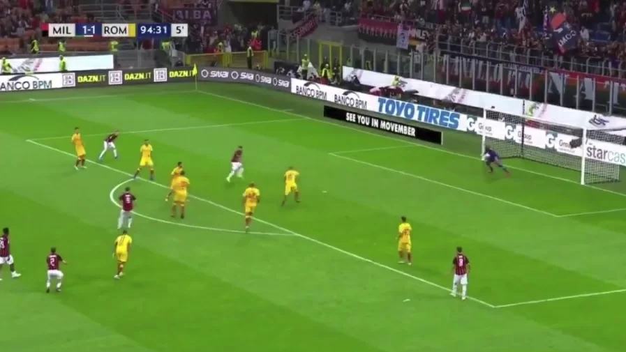 FOTO • Il Milan vince allo scadere, sul web pioggia di CRITICHE sulla Roma: Di Francesco e Olsen sotto accusa!