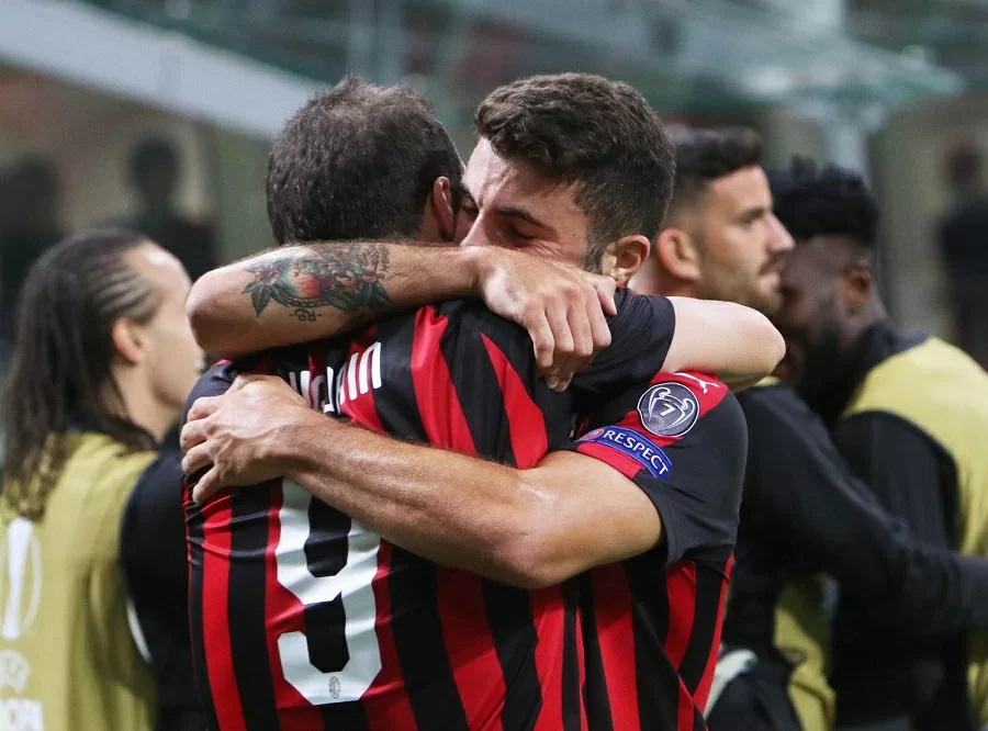 Higuain e Cutrone hanno un motivo in più: il Milan va con loro a caccia del gol