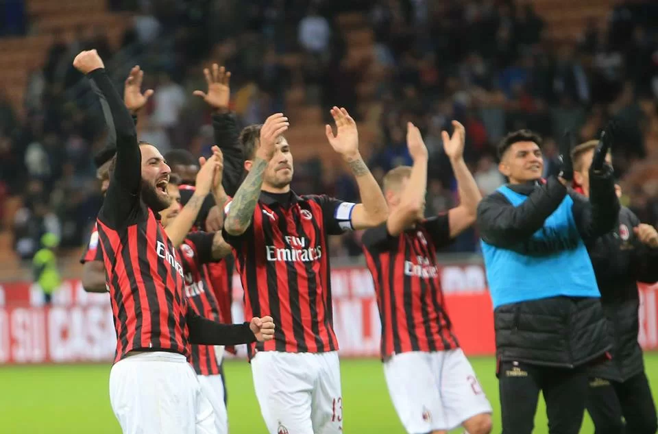 RASSEGNA STAMPA • Guizzo Romagnoli: Milan in zona Champions, ma l’infermeria si riempie. A gennaio caccia al difensore