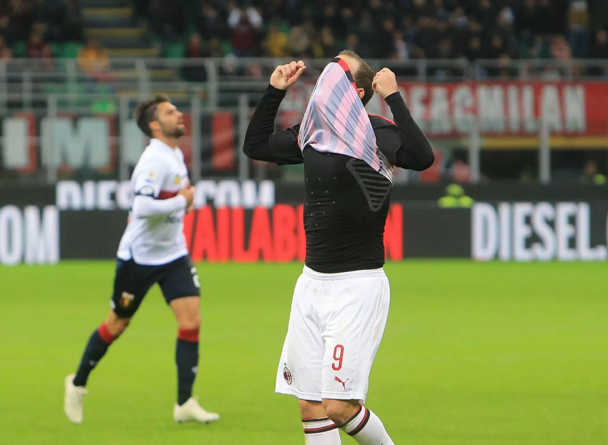 Milan, accordo raggiunto tra Juventus e Chelsea per Higuain: le ultime