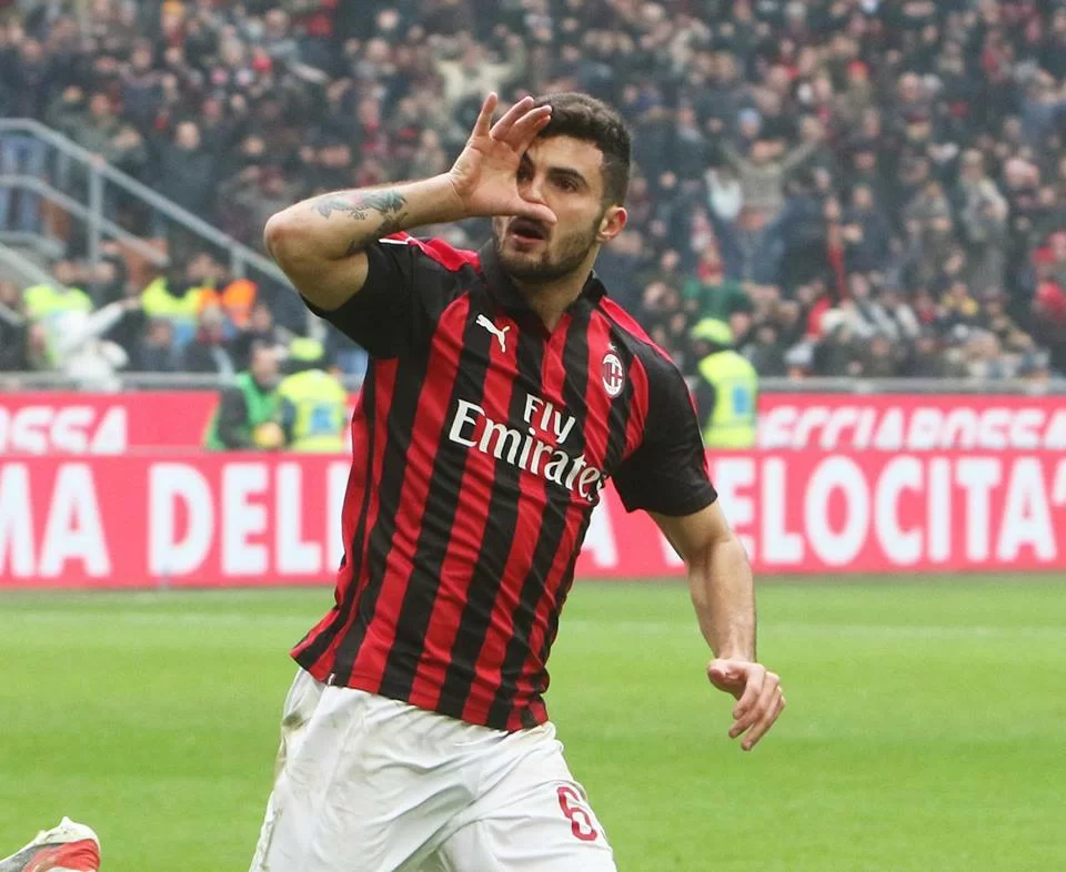 Cutrone Milan