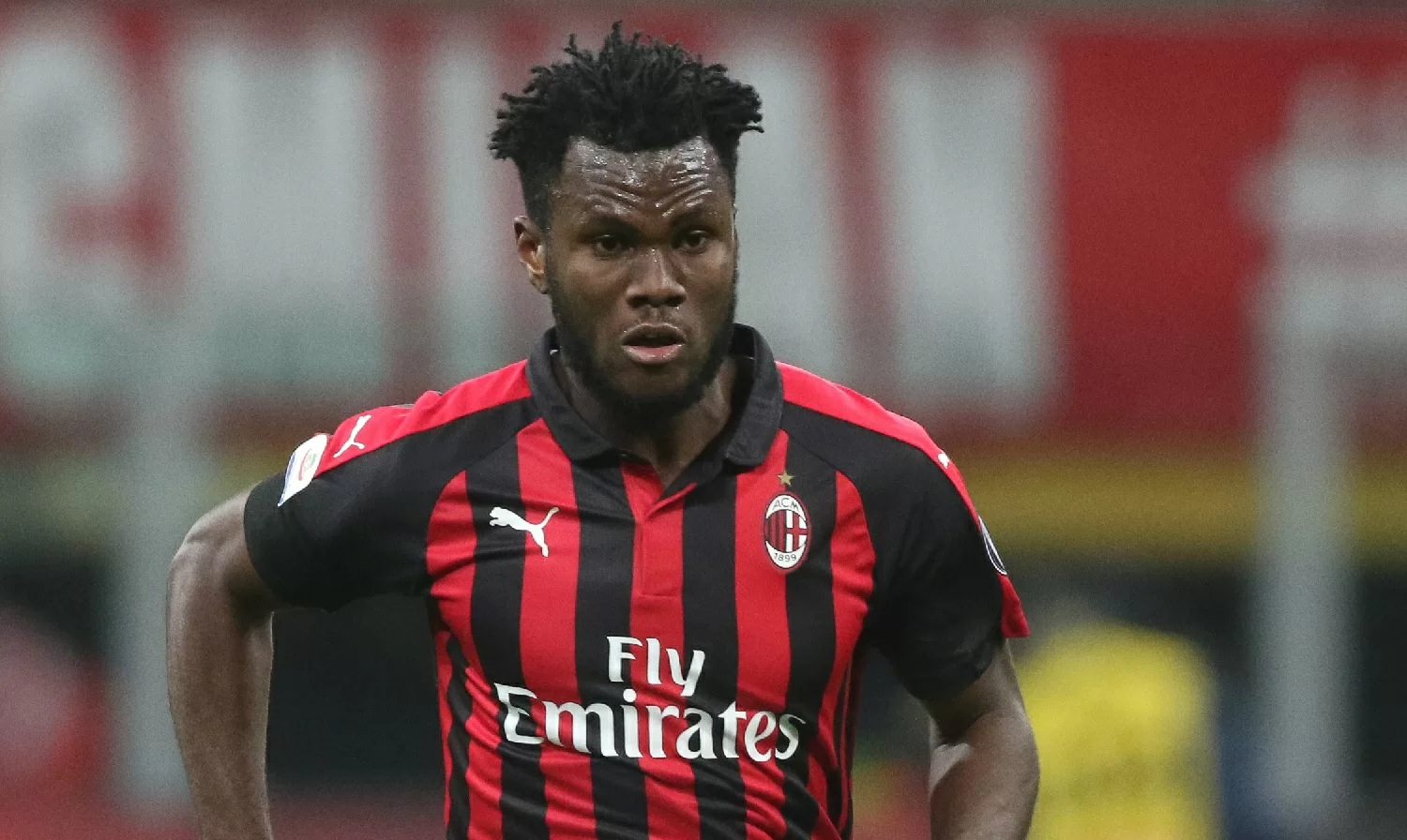 Adesso è dura: espulso Kessie. Salta anche il campionato