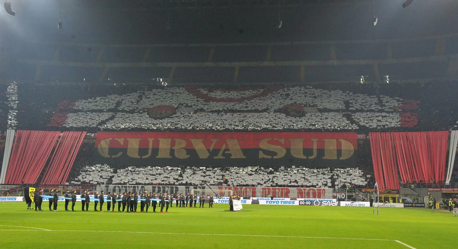 SM/ Milan-Inter: striscione della Curva Sud dedicato all’ultras interista scomparso