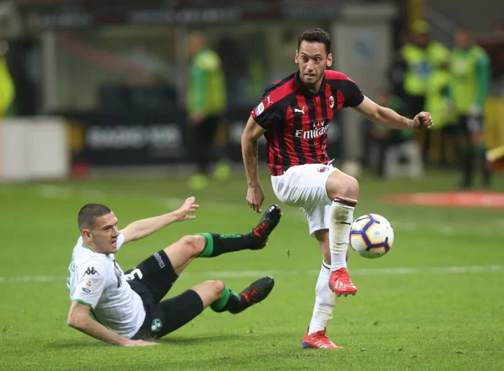 Demiral al Milan? Ipotesi fantasiosa e finanche inutile. Maldini e Boban non ci caschino