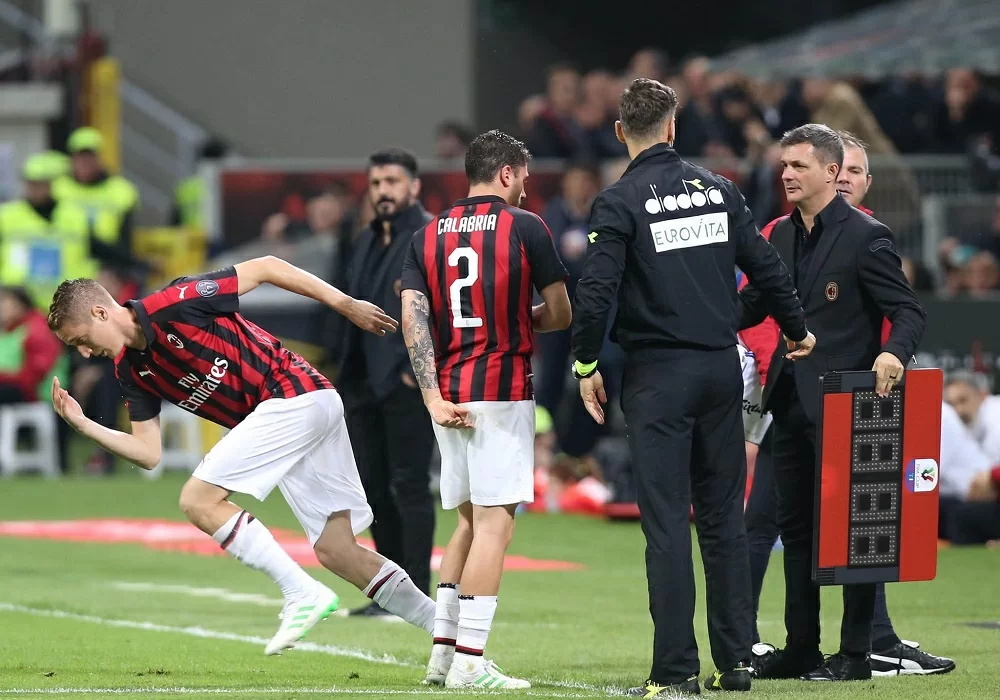 Theo Hernandez, Conti e Calabria: una fascia funziona, l’altra no. Quali soluzioni?