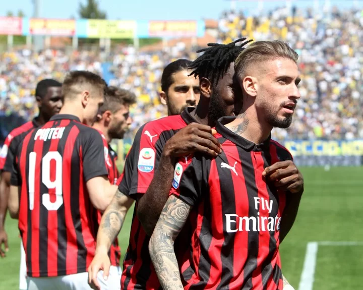 FORMAZIONI UFFICIALI/ Milan, riecco Caldara: il mister sceglie la difesa a tre. Castillejo in attacco